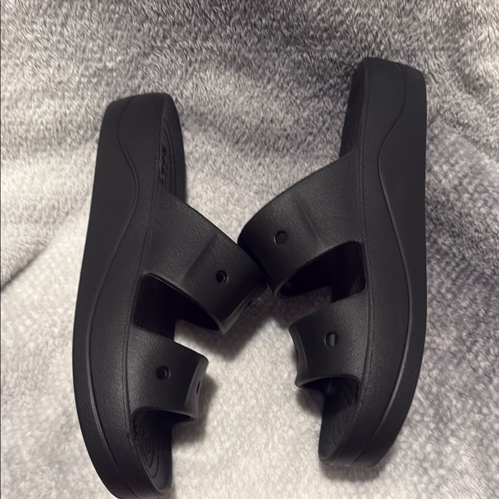 Black Crocs Slide Sandals - Picture 5 of 6